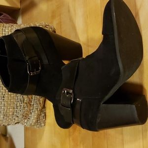 Carlos Santana Black Boots